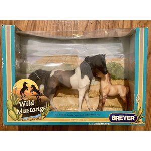 Breyer Horses NIB Boxed Wild Mustangs Brullo Pinto Mare & Red Dun Foal #750601
